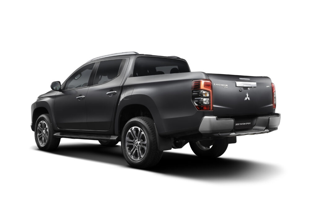 L200 triton Sport