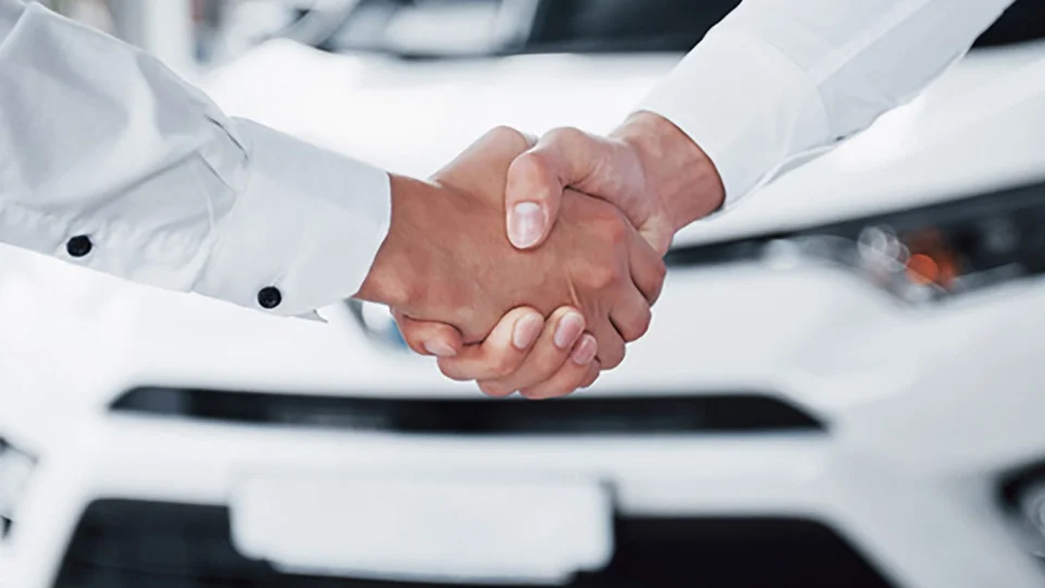 Empregos em locadoras de veículos cresceram 9,7% em 2023