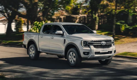 Pela primeira vez, Ford lidera buscas por carros novos