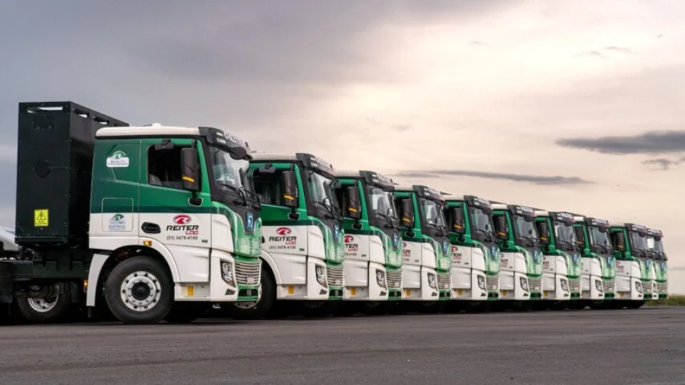 XCMG Brasil entrega 10 caminhões elétricos para a Reiter Log
