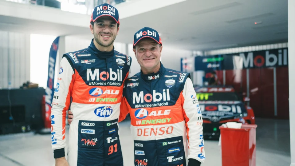 Dudu e Rubinho Barrichello renovam parceria com a equipe Mobil ALE Full Time Sports para a temporada 2024 da Stock Car
