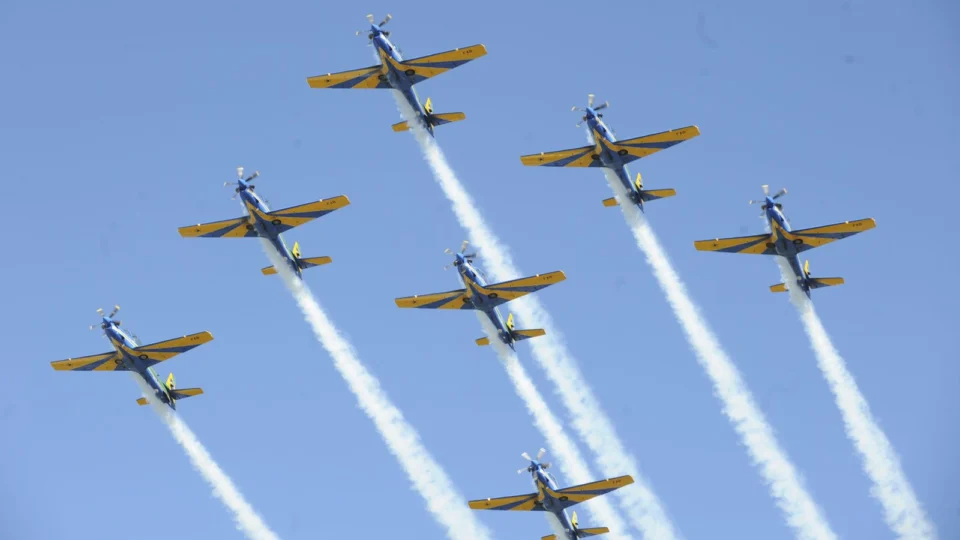  Goodyear faz parceria com a Esquadrilha da Fumaça