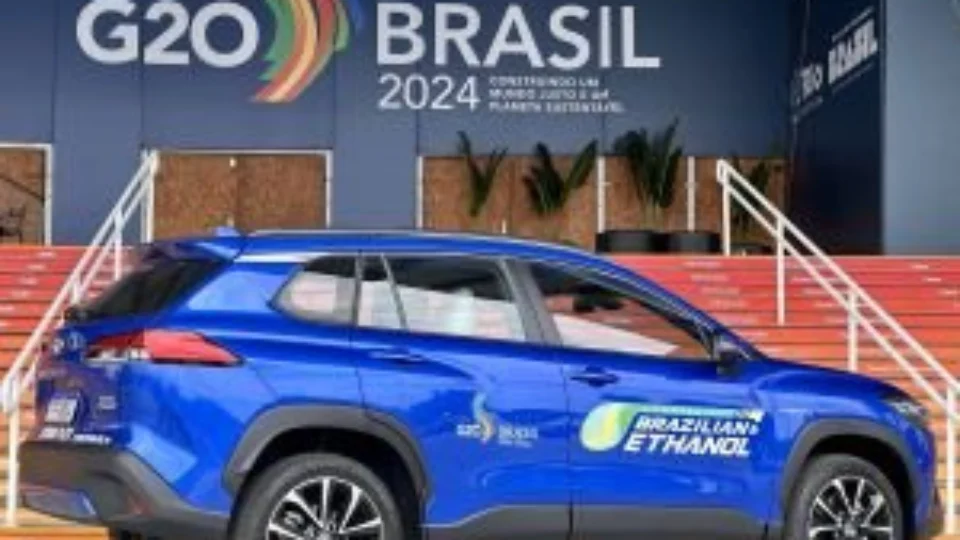 Toyota do Brasil demonstra benefícios da tecnologia híbrida flex durante o G20