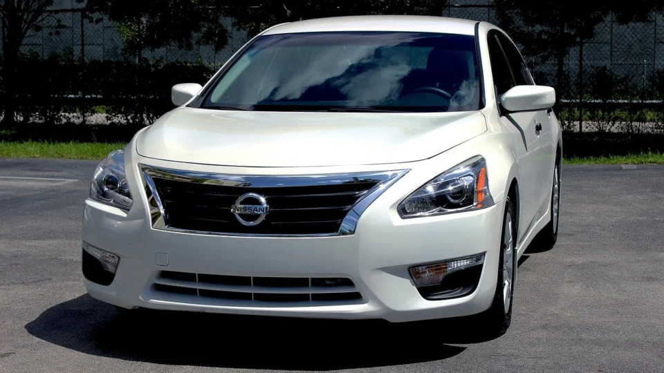 Parceria entre Mobilize e ComparaCar facilita Assinatura Direta de Carros da Montadora