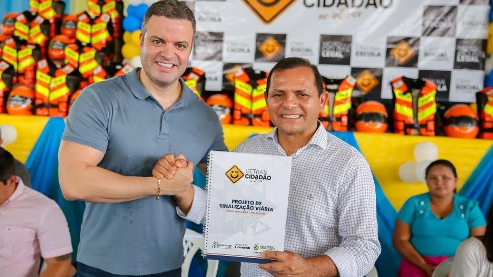 Em Novo Aripuanã, Detran-AM entrega 150 kits de segurança para mototaxistas e inaugura posto avançado de atendimento