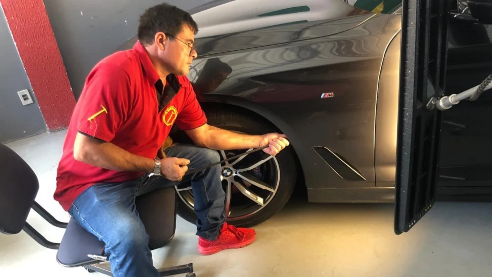 Como proteger seu veículo durante as fortes chuvas