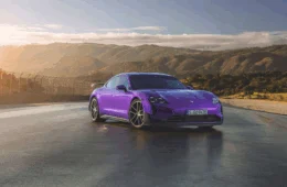 Porsche de produção em série mais potente de todos os tempos bate recorde de voltas em Laguna Seca e Nürburgring