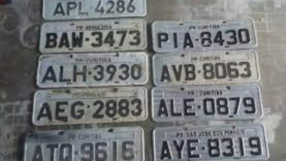 Placas clonadas trazem dor de cabeça na identificação