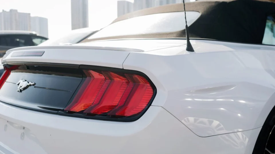 Segundo pesquisa, brasileiro gosta mais de carrões do que da seleção brasileira