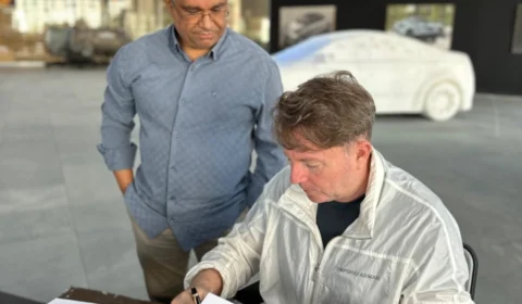 Lecar recebe placa verde para testar veículo elétrico nacional