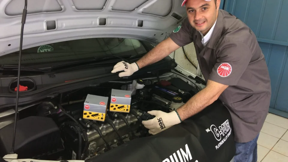 Maio Amarelo: NGK indica três atitudes que contribuem para a segurança no trânsito