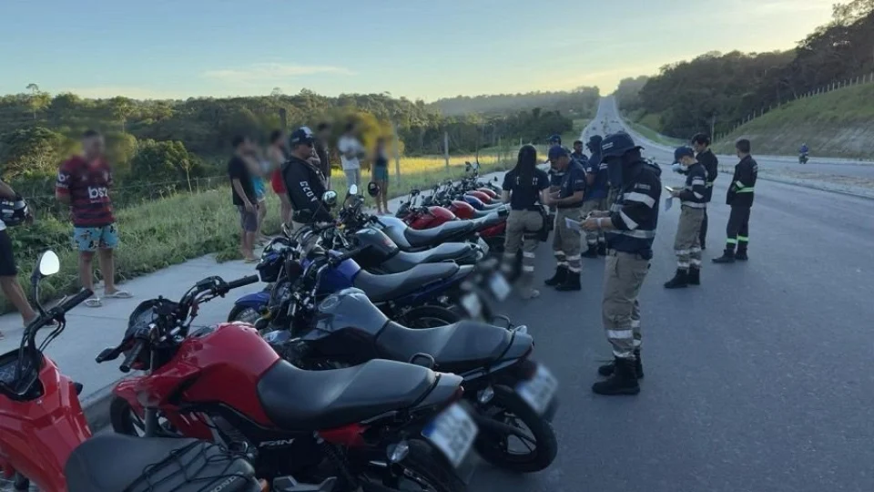 Operações Pacificador e Lei Seca: Detran-AM remove 81 motos e autua 66 veículos