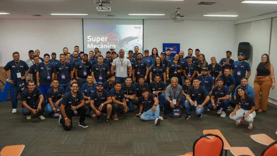 Mais de 600 mecânicos de todo o Brasil já participaram do Projeto Super Mecânico promovido pelos Lubrificantes Mobil
