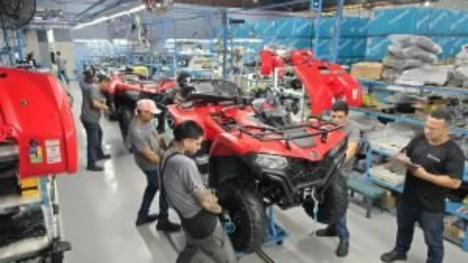 Fábrica de veículos off-road em Manaus amplia produção e oferta empregos