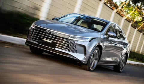 BYD atinge marca histórica de 50 mil veículos eletrificados vendidos no Brasil