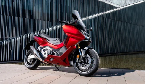 Honda Forza 750 conquista o “Red Dot Design Award” 2021