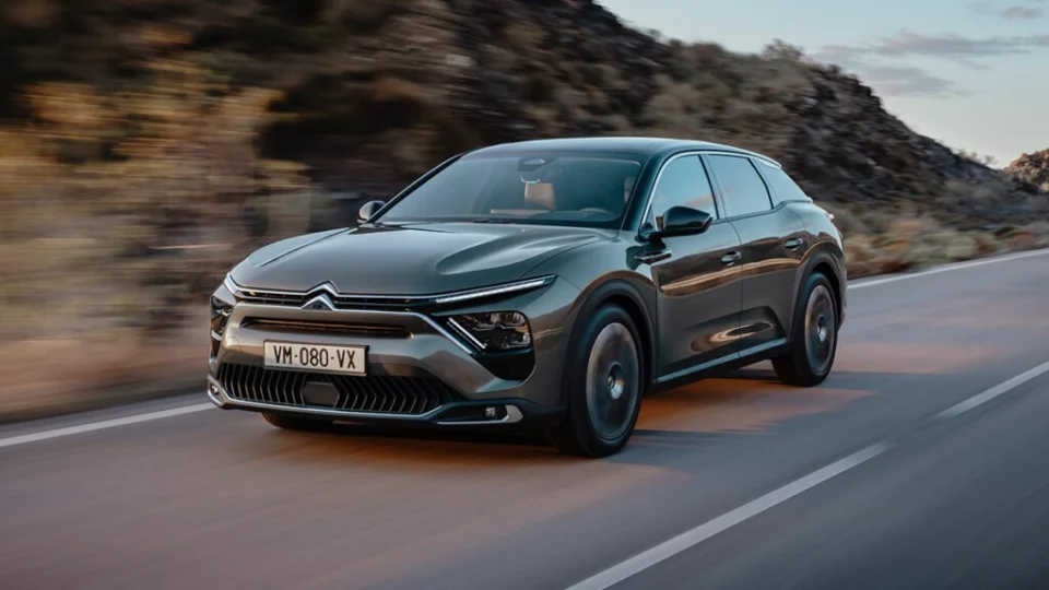 Novo Citroën C5 X é a mistura mais avançada em audácia e inovação
