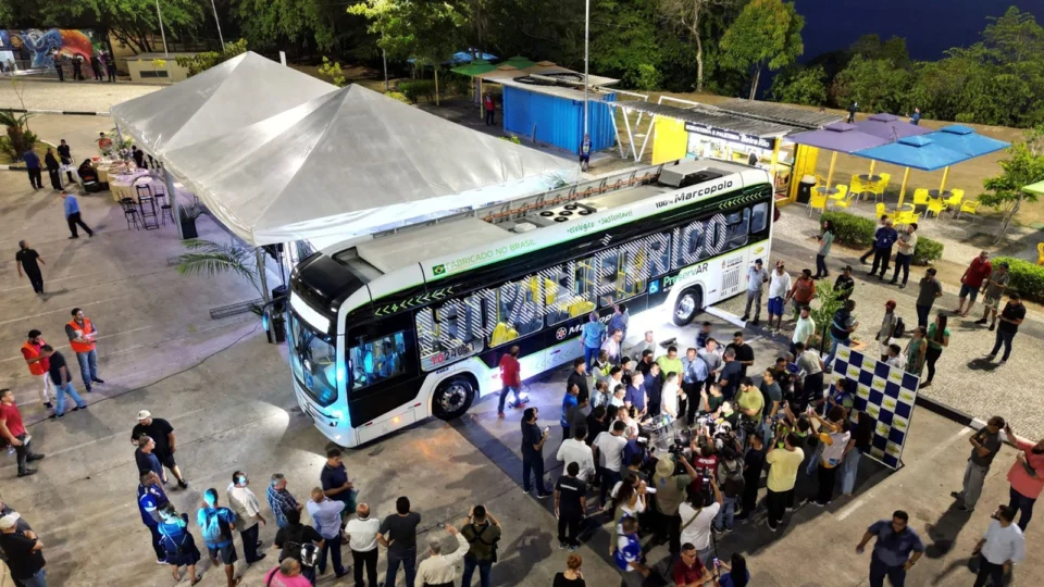 Manaus recebe primeiro ônibus 100% elétrico 