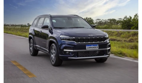 Jeep® Commander segue líder de sua categoria na primeira quinzena de março