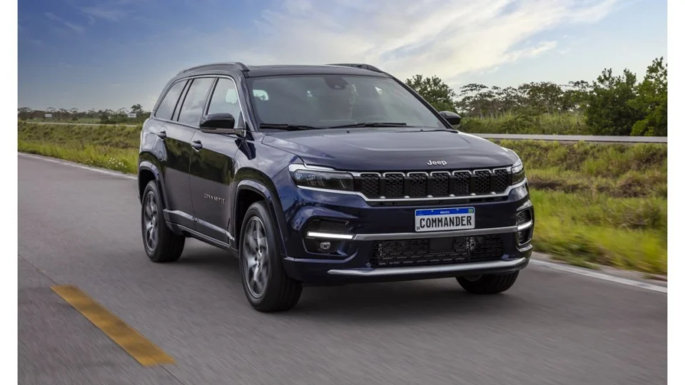 Jeep® Commander segue líder de sua categoria na primeira quinzena de março