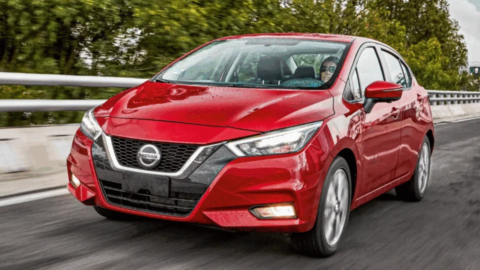 Nissan inicia produção do Novo Versa para o Brasil