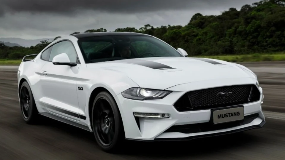 Ford Mustang é o esportivo mais vendido do mundo pelo segundo ano consecutivo