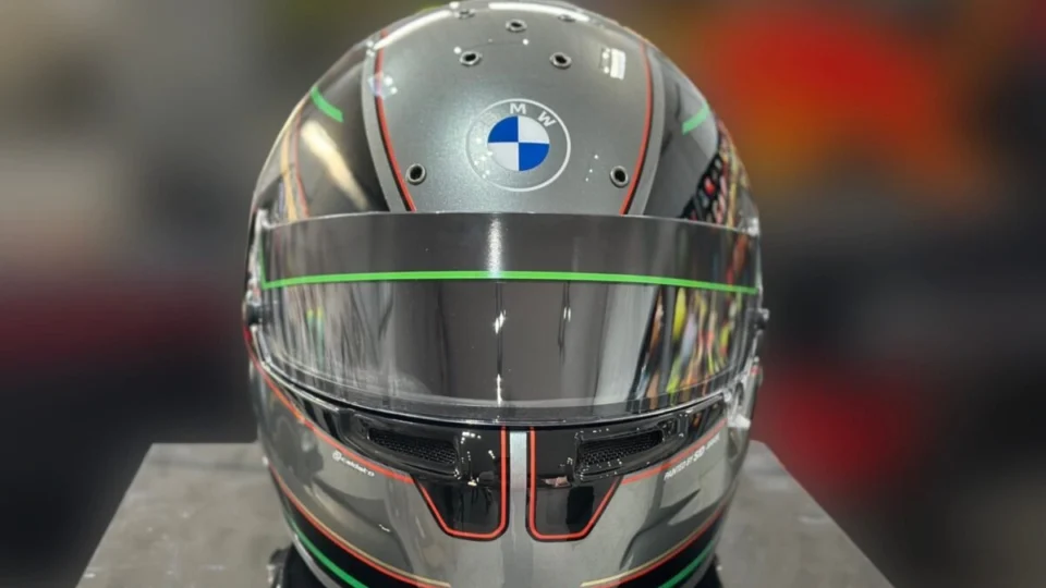 BMW e SID Special Paint se unem para criar capacete exclusivo para proprietários do BMW M3 CS