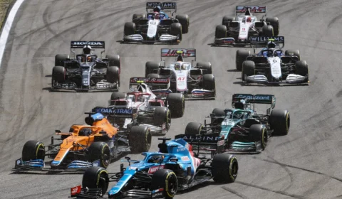 Fórmula 1 reduz para 22 corridas após a categoria substituir GP da Rússia