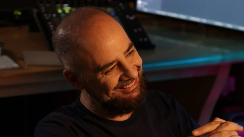 Mercedes-Benz lança projeto Sete Notas em colaboração com produtor musical Dudu Marote