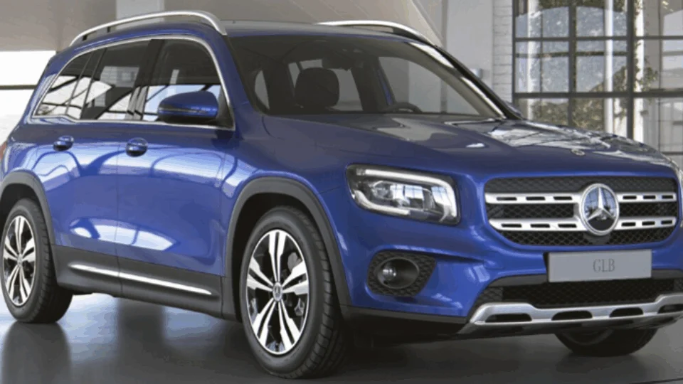 Mercedes-Benz anuncia novas versões do GLB 200 no mercado brasileiro