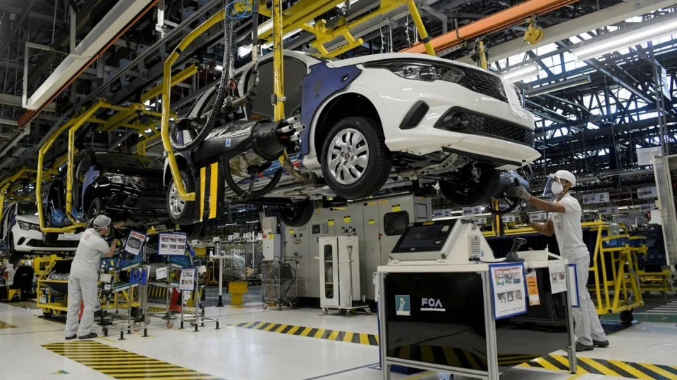 Veículos automotores têm queda de 6% nas vendas em abril