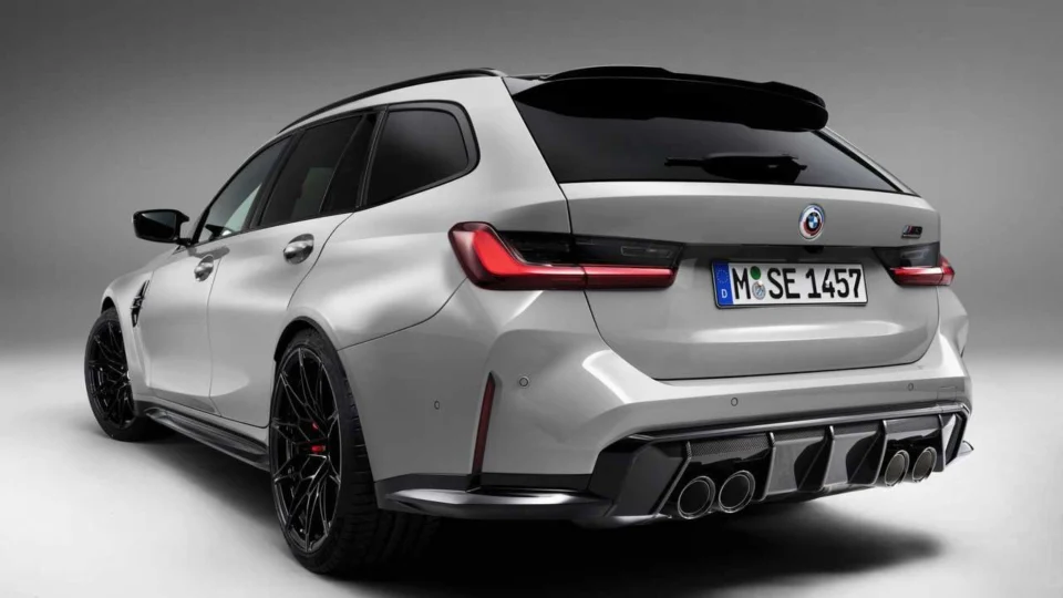 BMW M3 Touring é revelada no Festival da Velocidade de Goodwood 2022