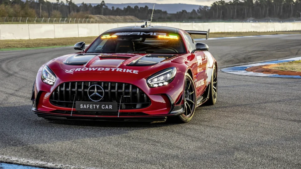 Mercedes-AMG apresenta os novos Safety e Medical Cars para a temporada de Fórmula 1
