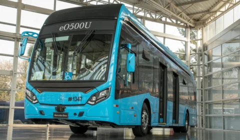 Mercedes-Benz apresenta ônibus elétrico para o Consulado da Alemanha