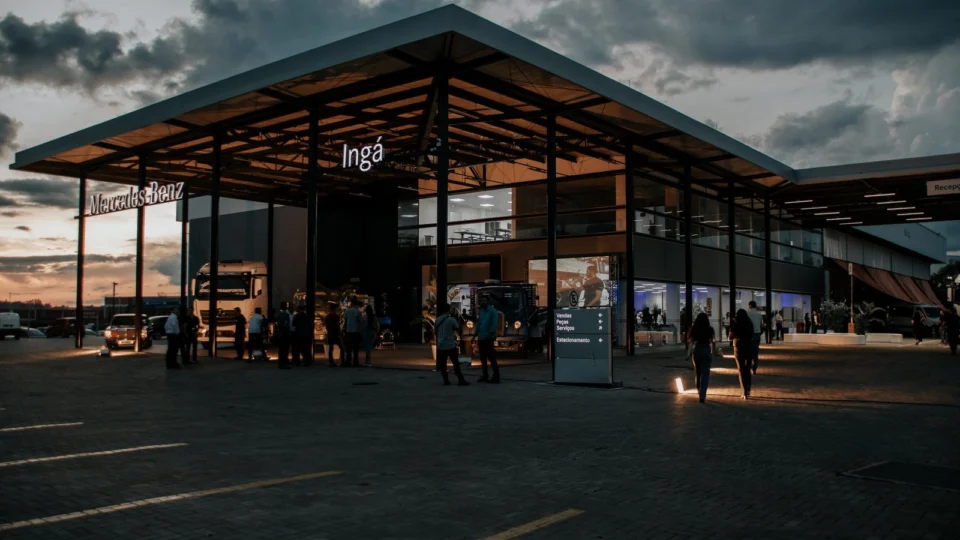 Mercedes-Benz Vans inaugura novo concessionário ‘Ingá Veículos’