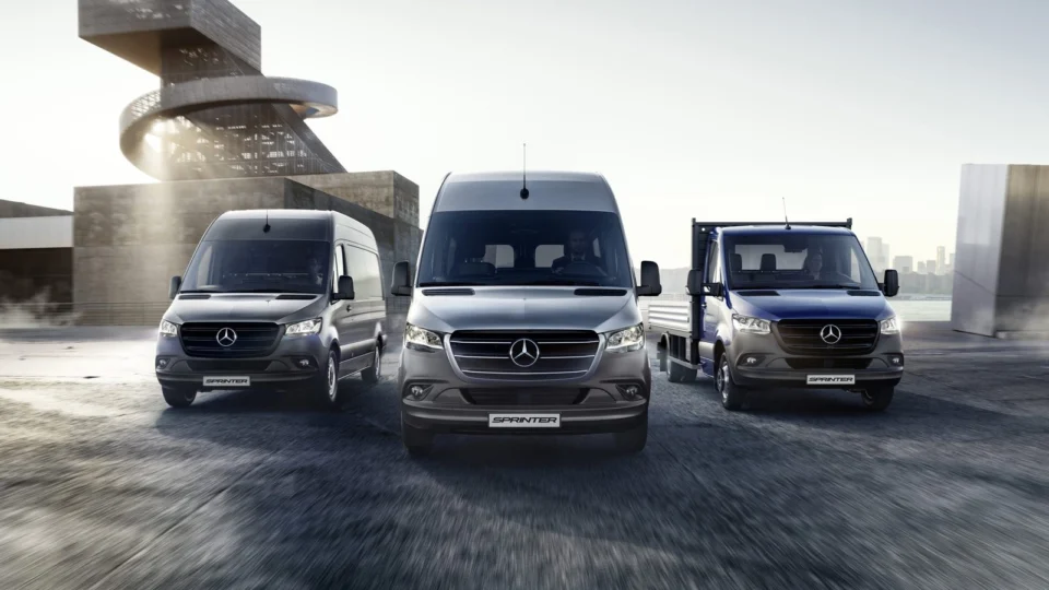 Van da Mercedes-Benz Sprinter é eleita a mais lembrada por transportadores e motoristas