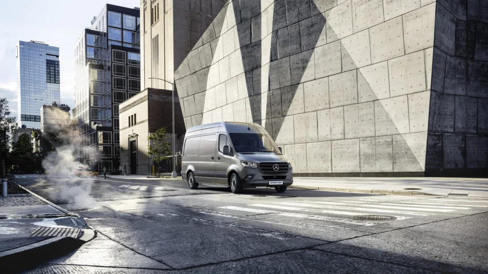 Mercedes-Benz Sprinter vence o Prêmio Best Truck 2022 na categoria Furgão