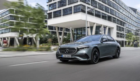 Novo Classe E: lançamento das vendas do Sedã e Perua 