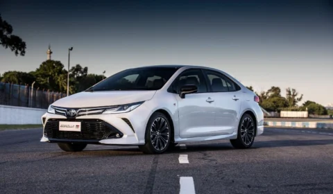 Toyota Corolla sofre o quinto aumento em 2021 e encosta nos R$ 175 mil