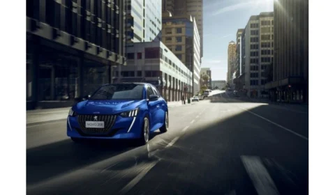 PEUGEOT registra alta de 122% em vendas e celebra sucesso do 208