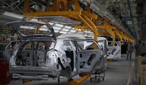 Justiça do Trabalho concede liminar que suspende demissões da montadora Caoa Chery