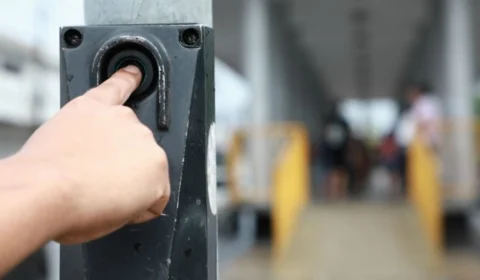 Furtos e vandalismos em semáforos causam prejuízos e prejudicam o trânsito em Manaus