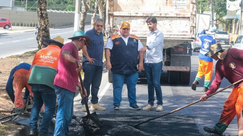 Mega-ação corrige recomposição asfáltica de mais de 130 vias