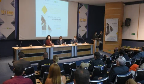 Ministro diz que Brasil caminha ‘a passos largos’ na direção de um trânsito mais seguro