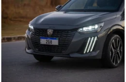 PEUGEOT Anuncia do novo 208