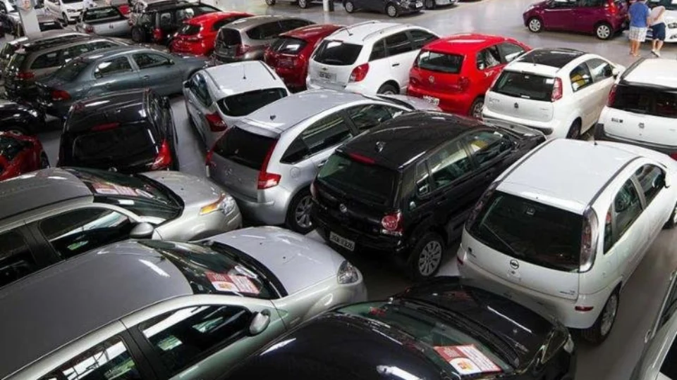 Vendas de carros usados mantêm viés positivo