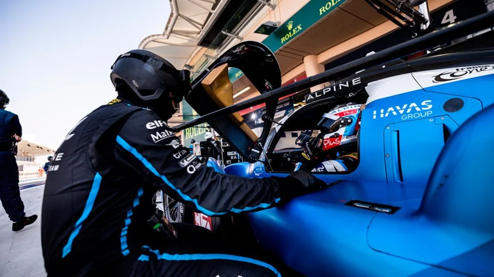 ALPINE A480: O escritório dos pilotos