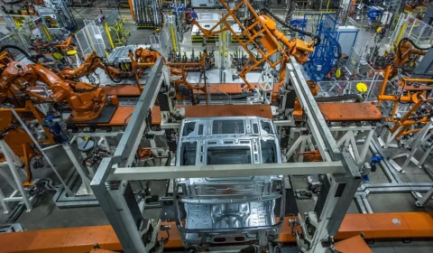 Setor de caminhões retoma fôlego após turbulências regulatórias