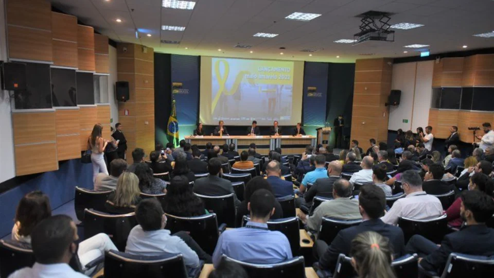 Maio Amarelo: motoristas poderão receber benefícios por meio do ‘cadastro positivo’