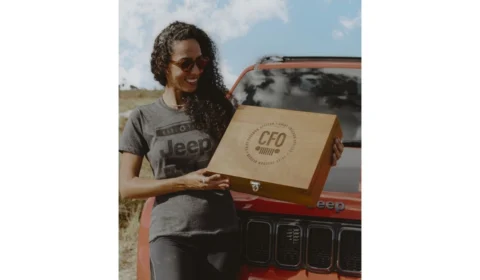 A marca Jeep® anuncia a primeira “Chief Freedom Officer”, a CFO da marca no Brasil: Cristiane Marques